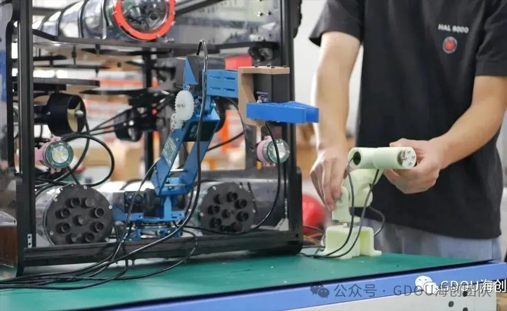 前端开发机器人_前端机器开发人员招聘_前端机器开发人员工资