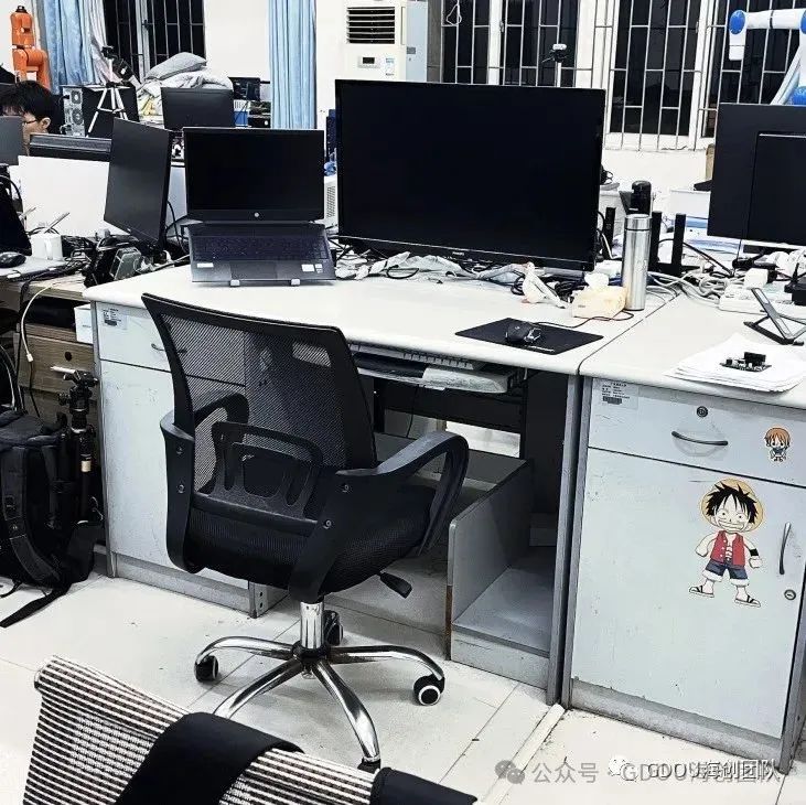 前端机器开发人员工资_前端机器开发人员招聘_前端开发机器人