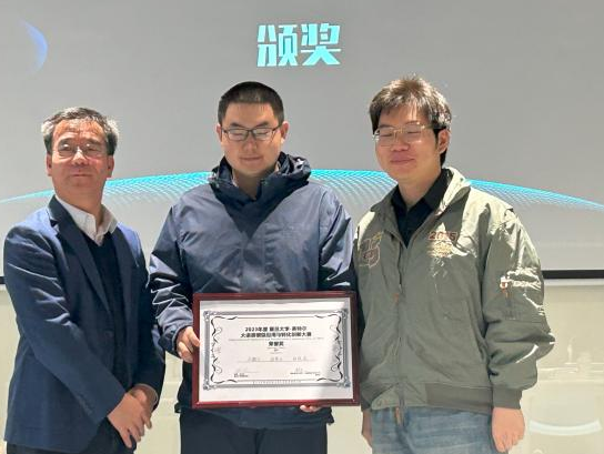 LLM大语言_语言大模型_语言大学