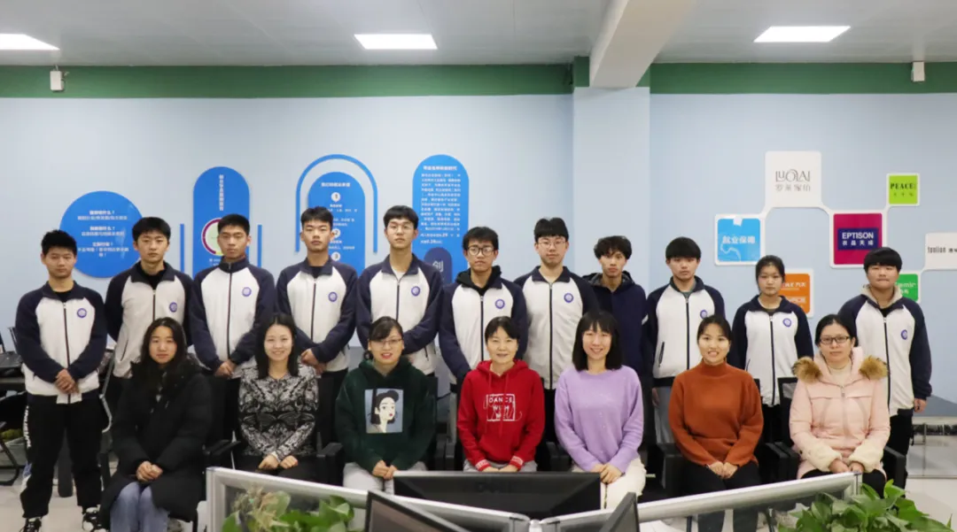 自学前端开发找不到工作_自学前端开发书籍有哪些_web前端开发自学