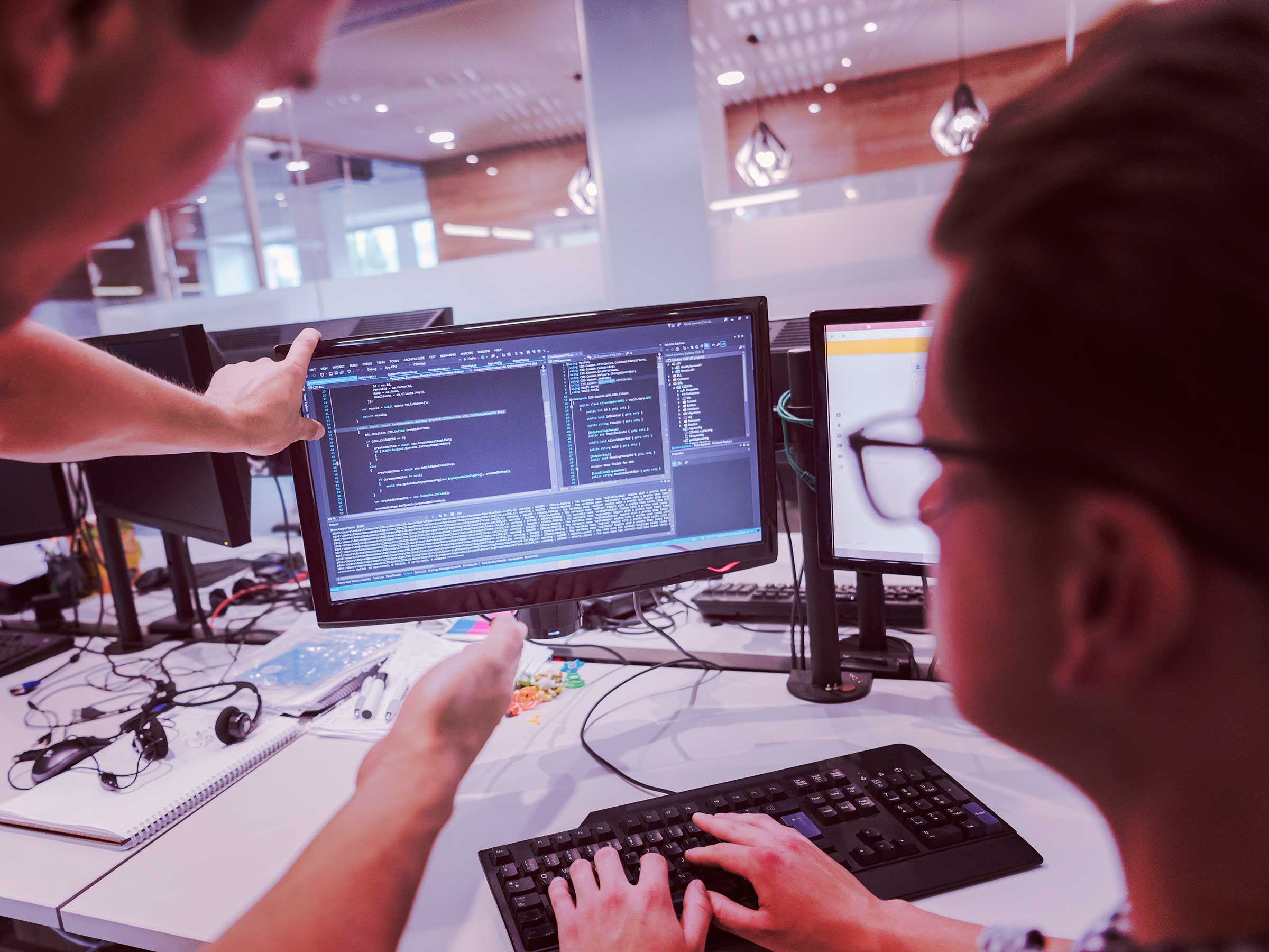 一文读懂前端开发与后端开发的区别-JieYingAI捷鹰AI