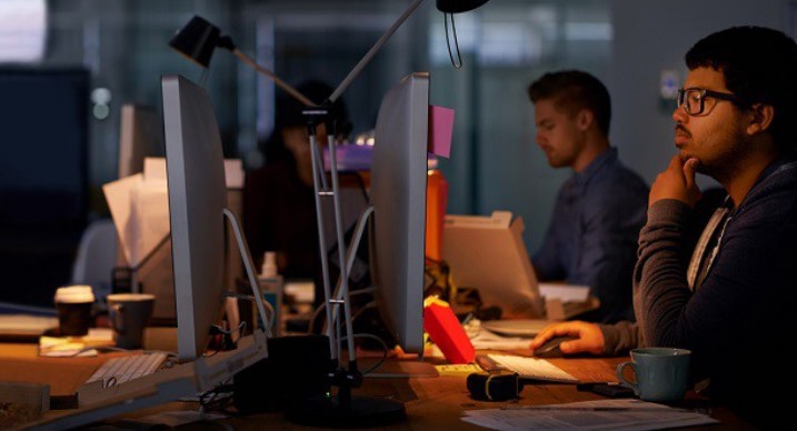 web前端与移动开发_前端移动开发前景_前端移动开发用的是什么软件啊