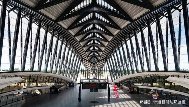 数字新基建背景下的智慧机场如何实现机房智能化运维管理？-JieYingAI捷鹰AI