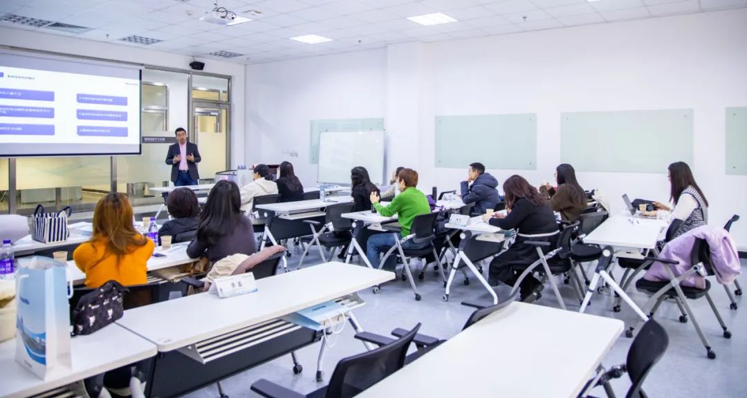 培训班前端开发_前端开发培训机构_前端培训机构开发流程