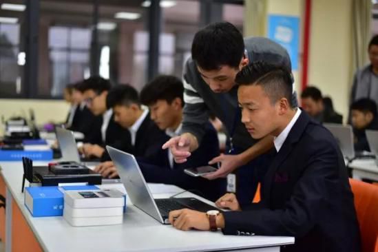 用友软件运维技术_用友软件维护工程师_用友运维怎么样