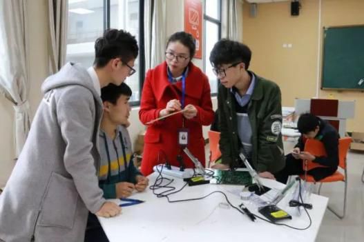 用友软件维护工程师_用友软件运维技术_用友运维怎么样