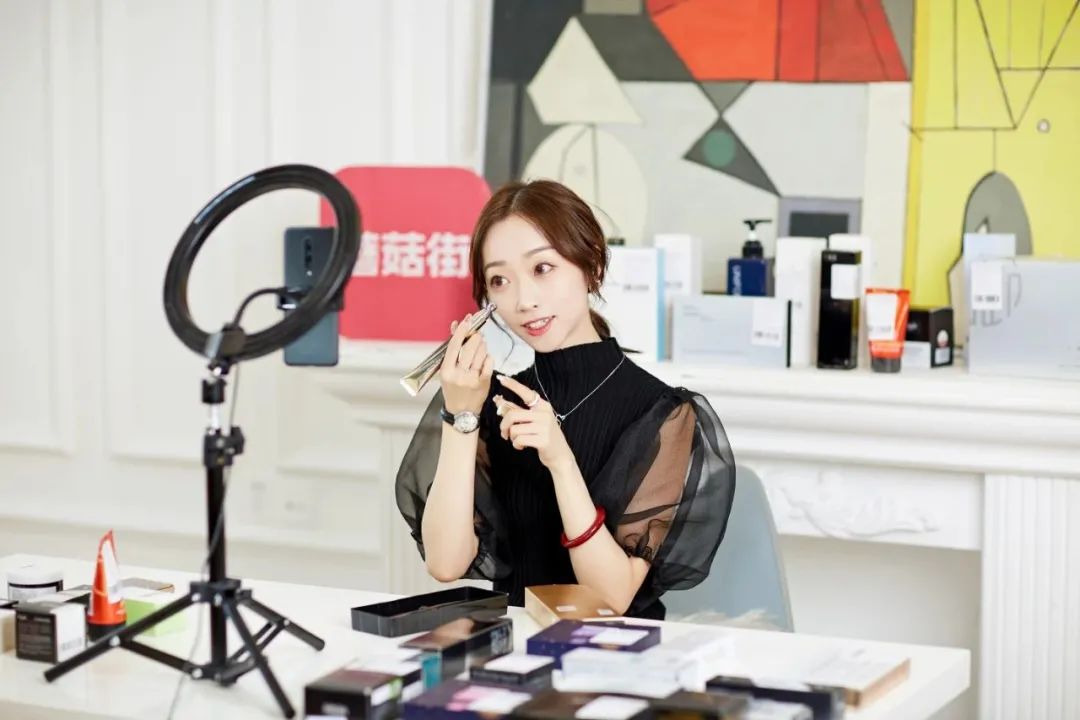 蘑菇街数据分析平台_蘑菇街网站运营数据_蘑菇街运营分析