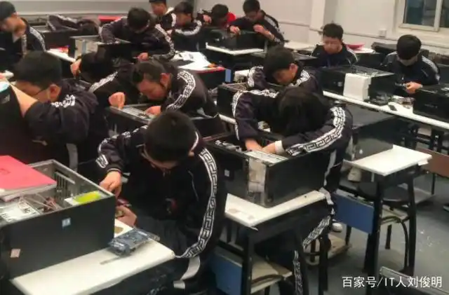 后端开发需要学什么_后端开发好学吗_后端开发学需要什么学历