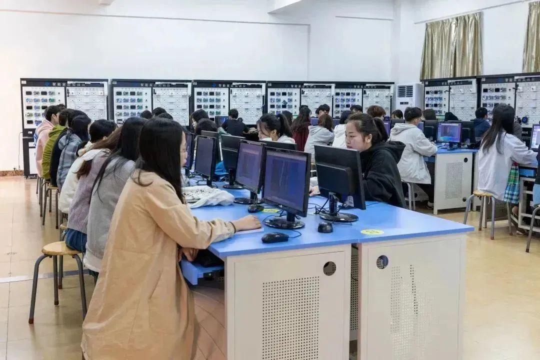 前端特效框架是什么_前端特效框架_前端特效框架有哪些